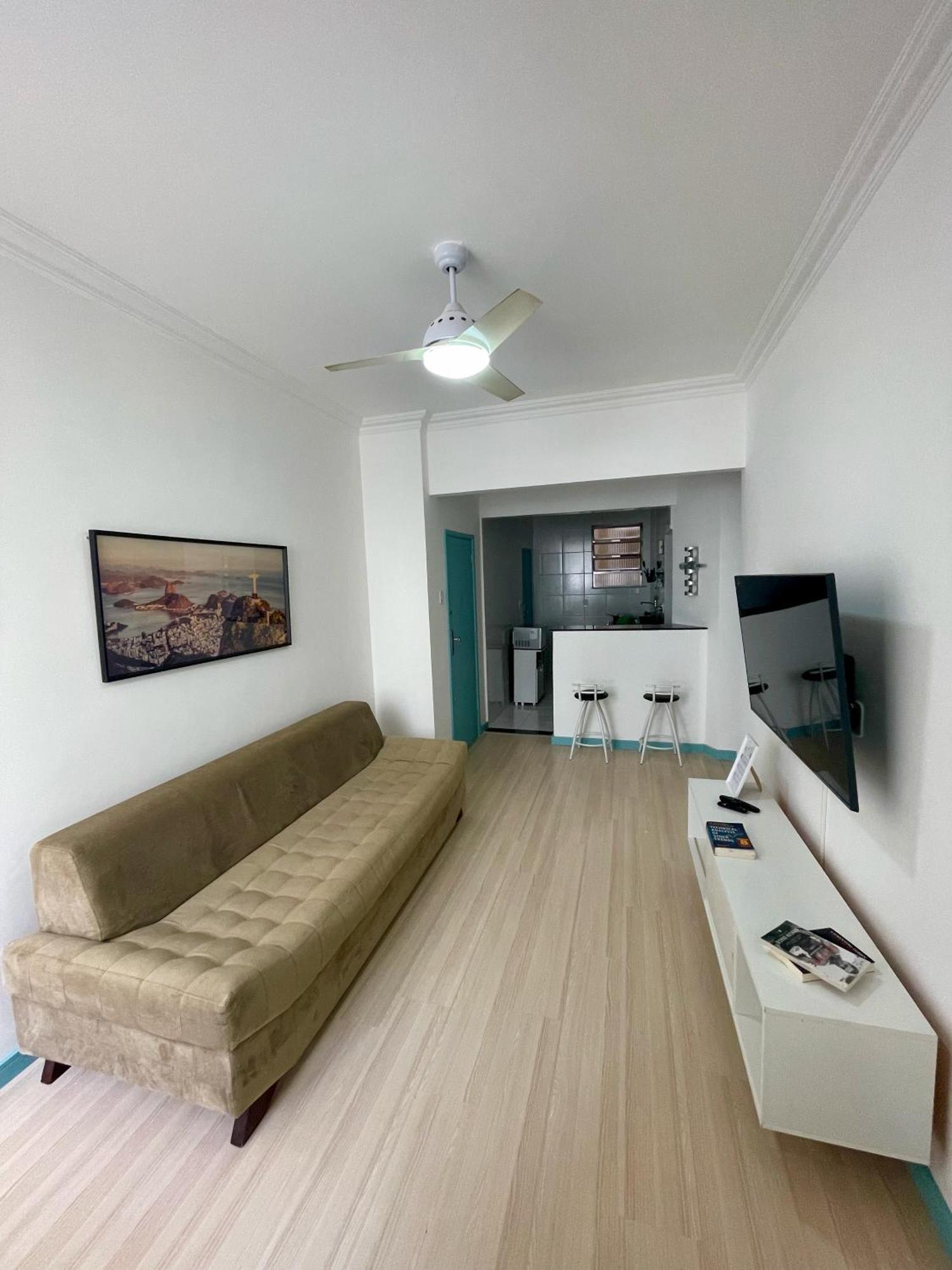 2 Quartos, 50 Metros Da Leme E Copacabana *